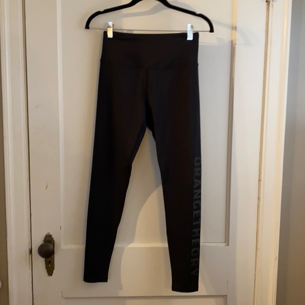 Black Orangetheory leggings size small